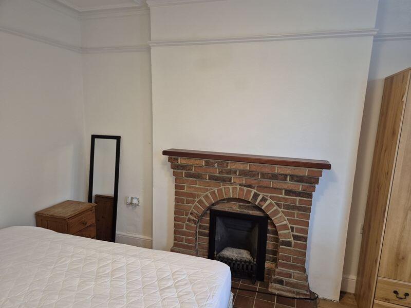 Additional image 7 of AVAILABLE FOR SEPTEMBER 2025 - 4 double bedroom student house - Winton