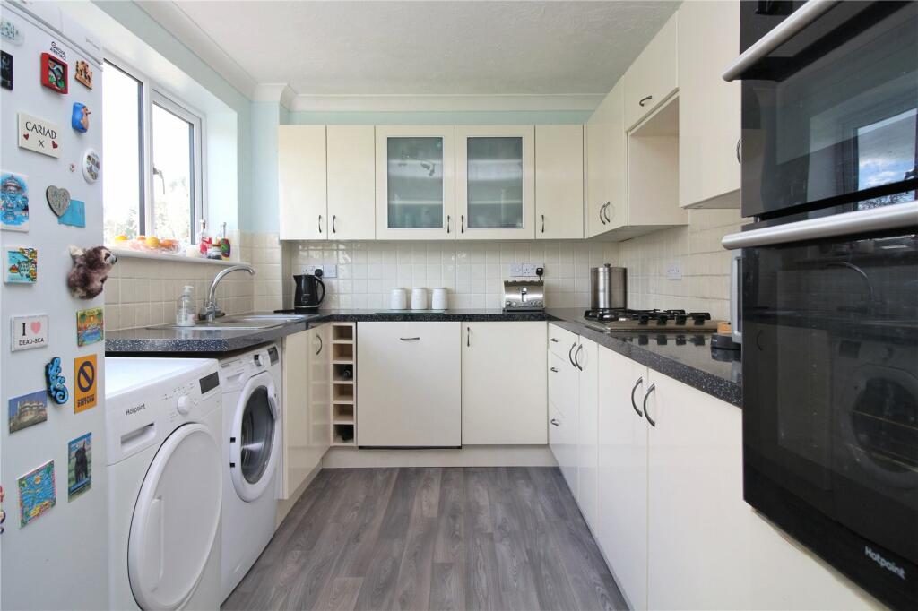 Additional image 12 of Albert Road, New Milton, Hampshire, BH25