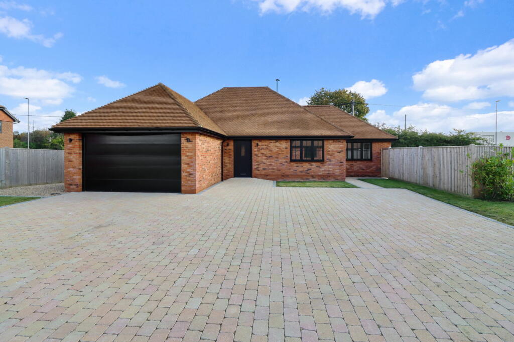 Additional image 20 of Kestrels View, Lower Horsebridge, Hailsham, East Sussex, BN27