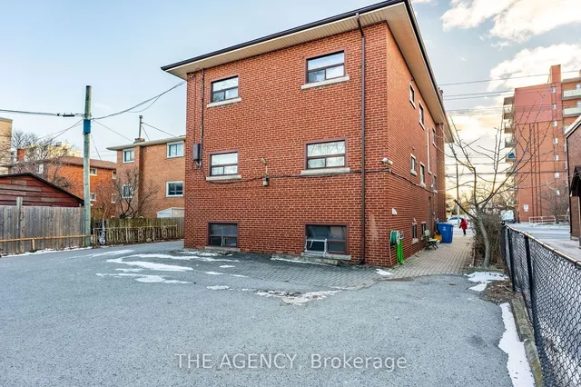 Additional image 7 of 261 Mohawk Rd