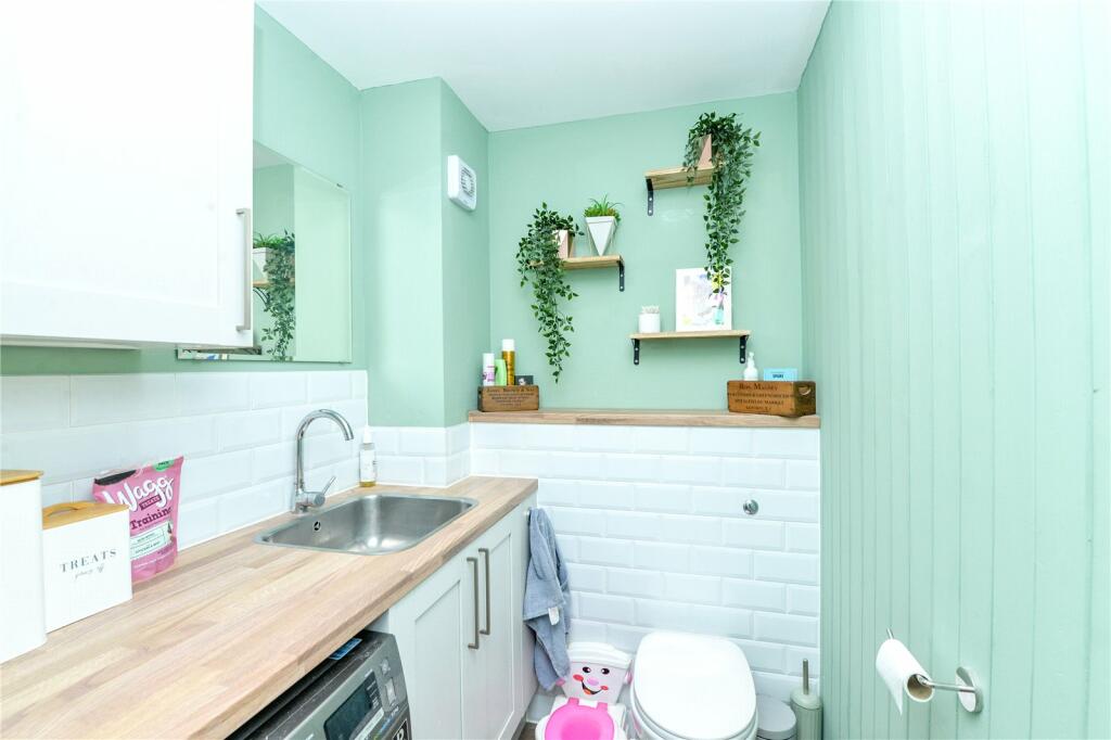 Additional image 7 of Bramshaw Way, Barton On Sea, New Milton, Hampshire, BH25