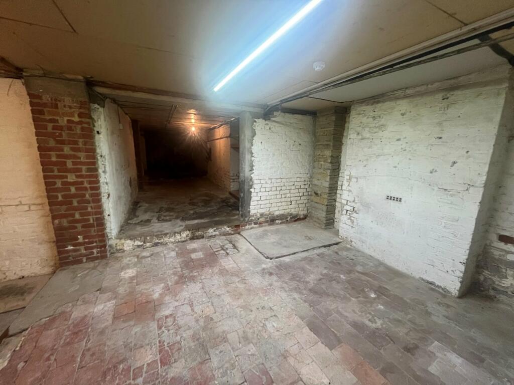 Additional image 6 of 36 High Street, Littlehampton, West Sussex, BN17