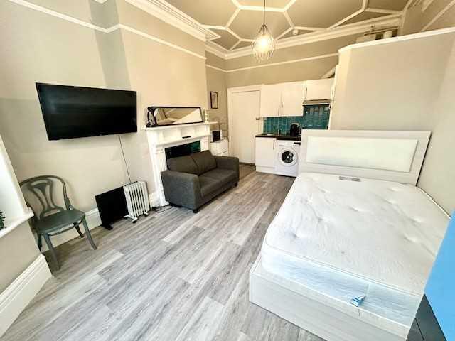 Additional image 2 of Davigdor Road, Hove