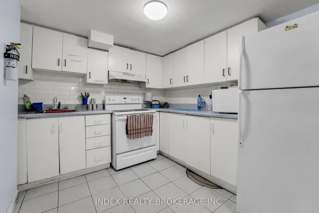 Additional image 23 of 23 Mandarin Cres