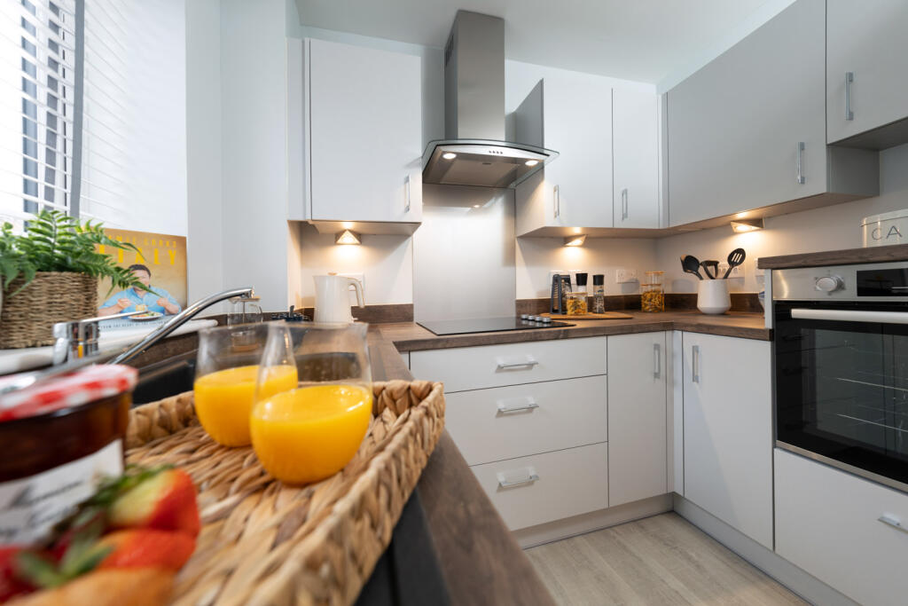 Additional image 4 of 2 Goring Street,
Goring-by-Sea,
West Sussex,
BN12 6NT