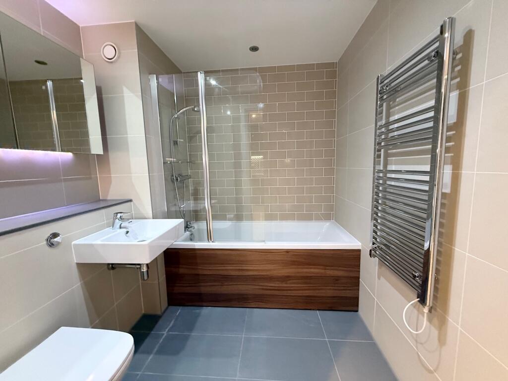 Additional image 11 of The Helm, Holdenhurst Road