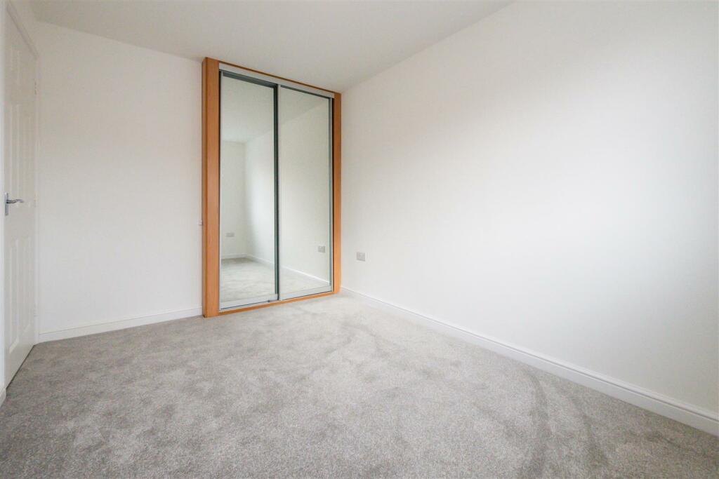 Additional image 4 of Calverley Crescent, Bradford, BD4