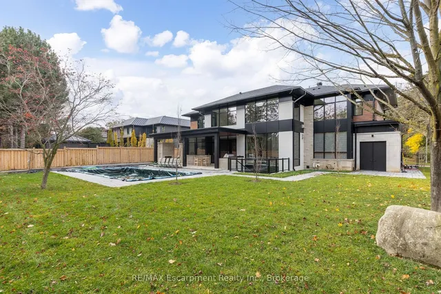 Additional image 3 of 2110 Blyth Cres