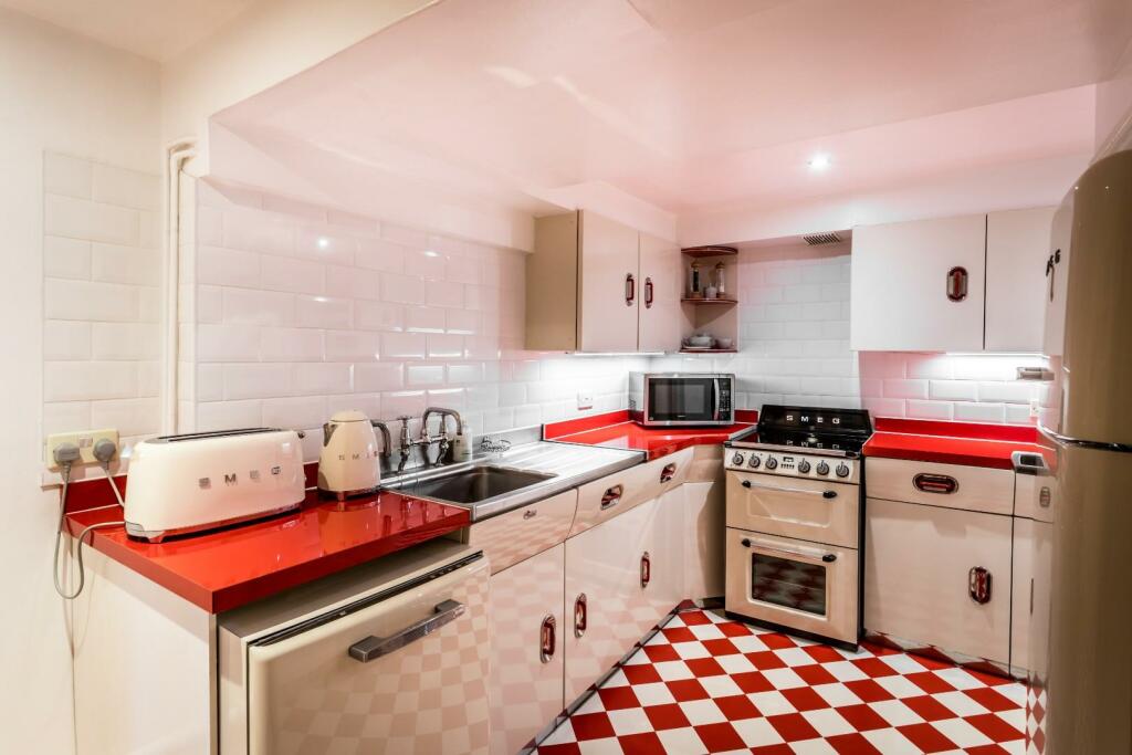 Additional image 68 of Marine Parade, Brighton