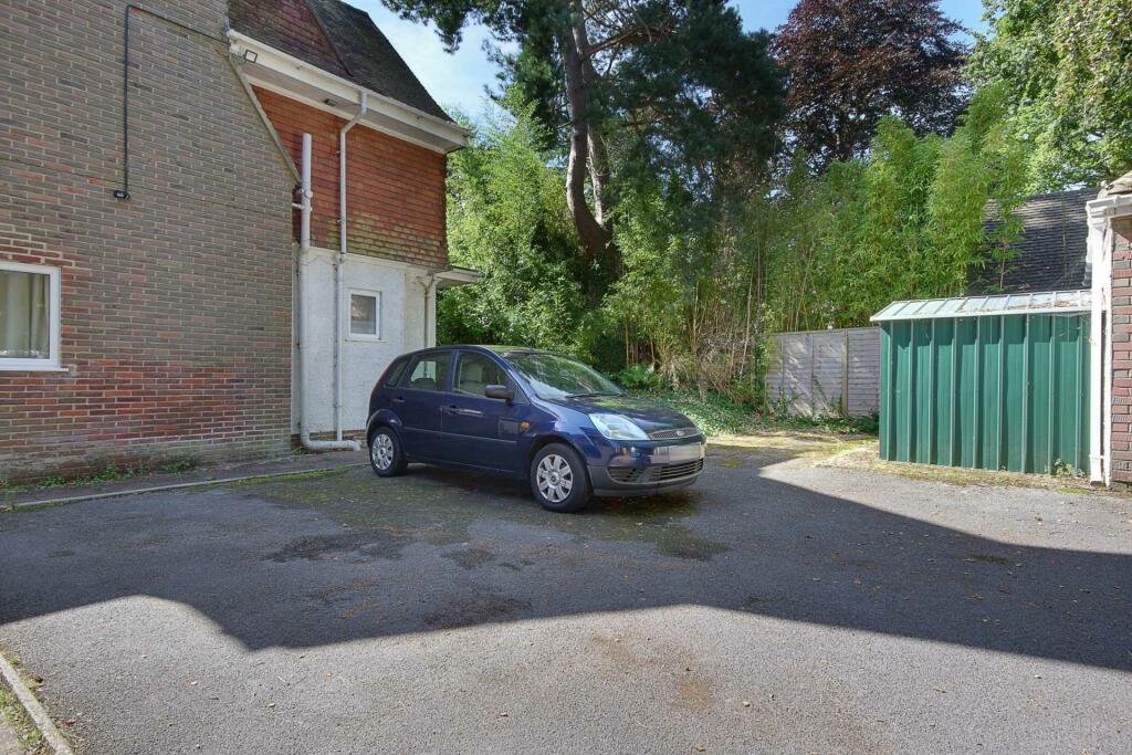 Additional image 25 of East Avenue, Talbot Woods