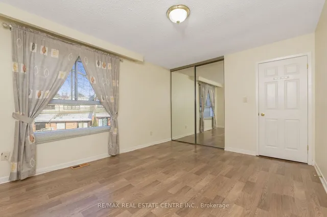 Additional image 23 of 75 Foster Cres