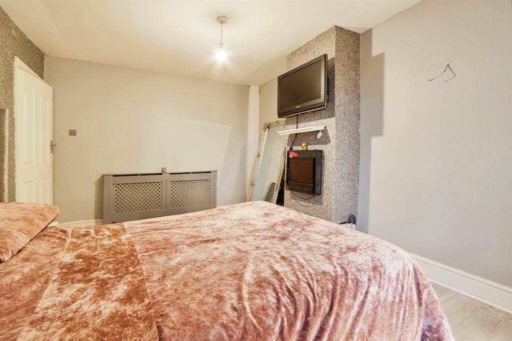 Additional image 11 of Duchy Avenue, BRADFORD