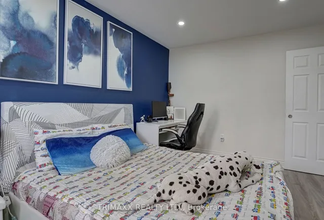 Additional image 21 of 21 Sunnyvale Gate