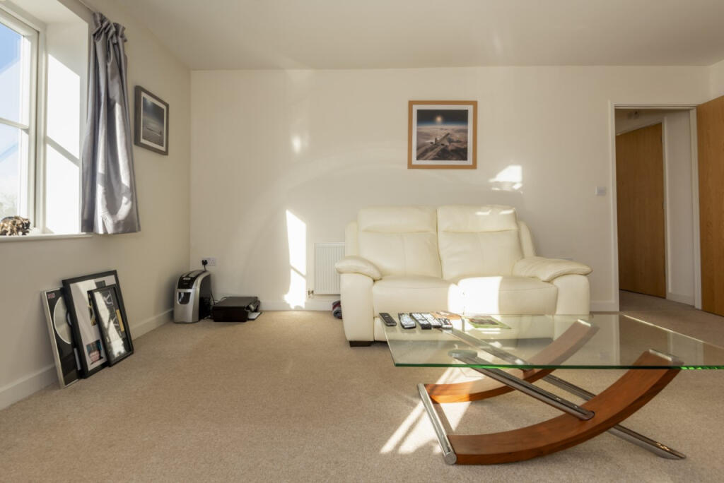 Additional image 7 of Aspen Court, 40 St. Botolphs Road, Worthing, West Sussex, BN11
