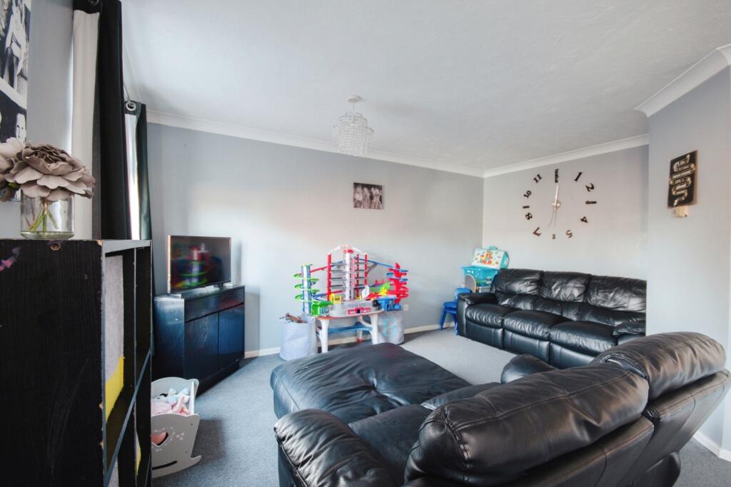 Additional image 3 of Tollard Close, Poole, BH12 4AU