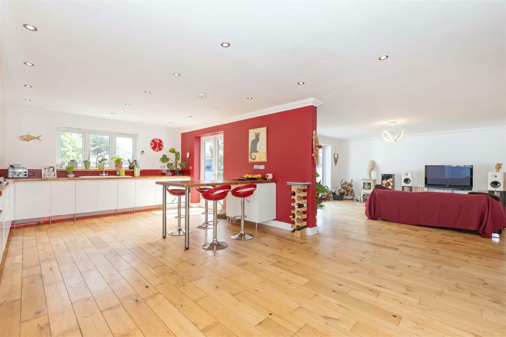 Additional image 31 of Downview Road, Ferring