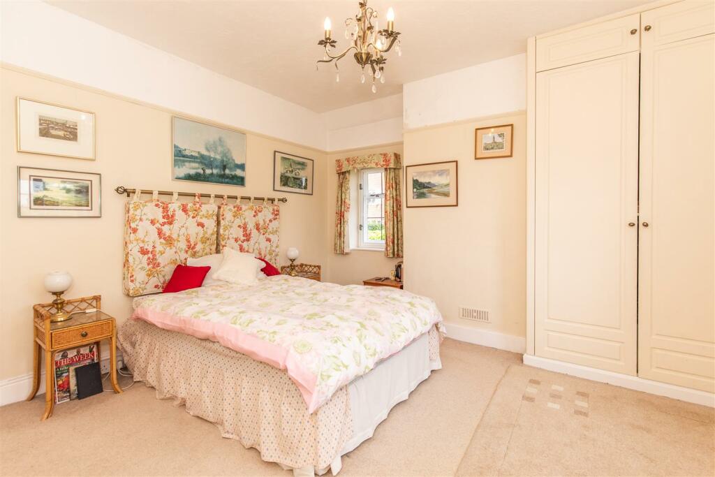 Additional image 13 of Manor Way, Eastbourne, BN20 9BN