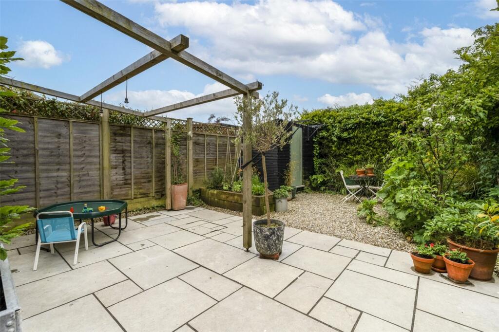 Additional image 28 of Crescent Road, Wimborne, Dorset, BH21