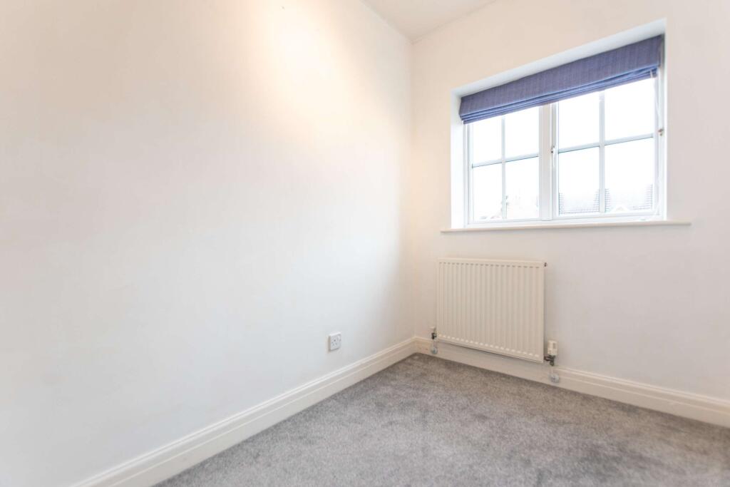 Additional image 16 of 36 Holmebrook Drive