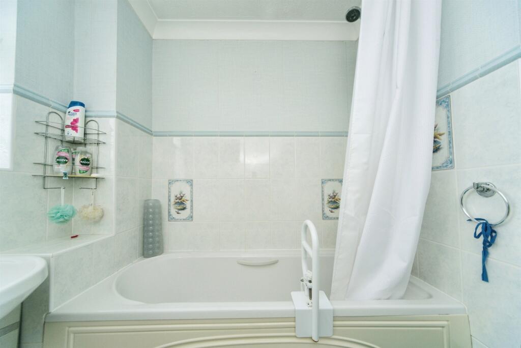 Additional image 15 of Grasmere Close, Eastbourne