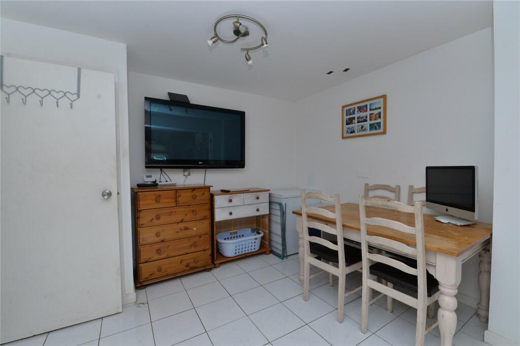 Additional image 5 of Willowdene Close, New Milton, Hampshire, BH25