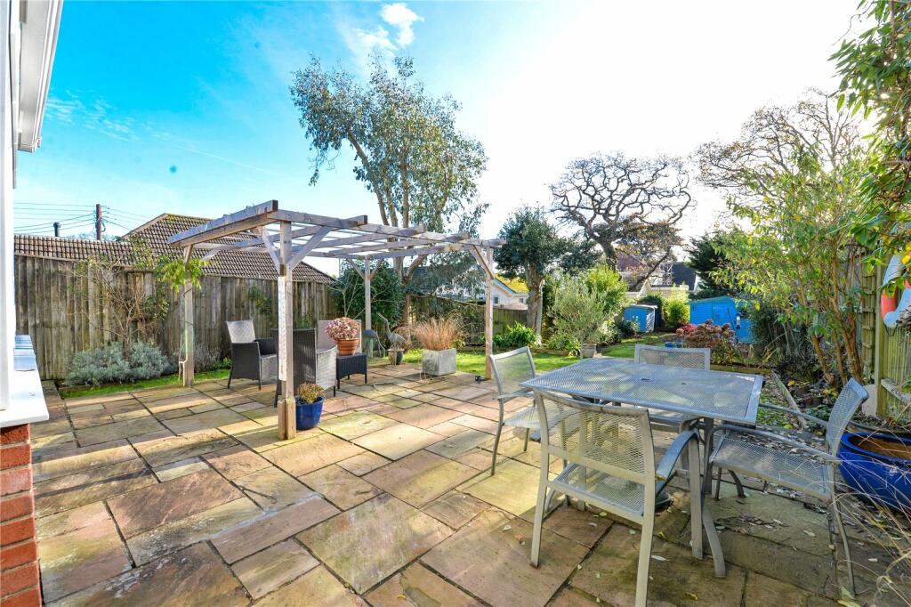 Additional image 13 of Southlands, 73 Barton Court Avenue, Barton On Sea, Hampshire, BH25