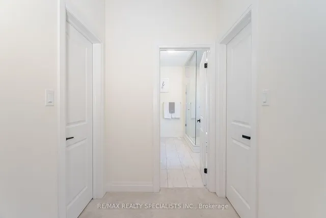 Additional image 19 of 18 Eastman Dr