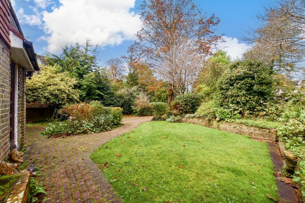 Additional image 16 of Surrenden Crescent, Brighton, East Sussex