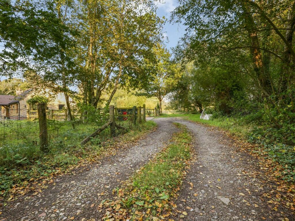 Additional image 3 of Verwood Road, Three Legged Cross