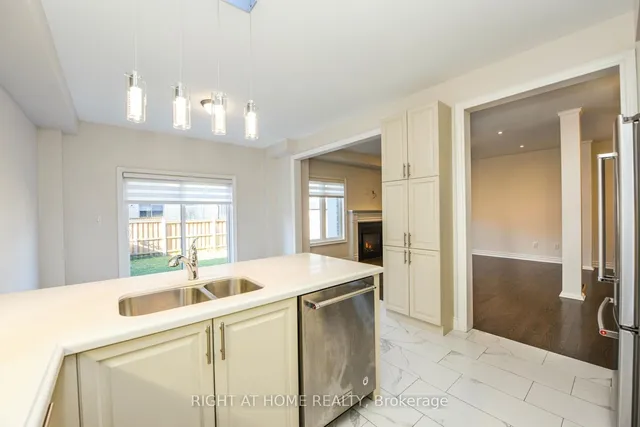 Additional image 16 of 3 Prairie Creek Cres