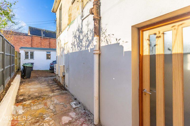 Additional image 7 of Twynham Avenue, Christchurch, BH23