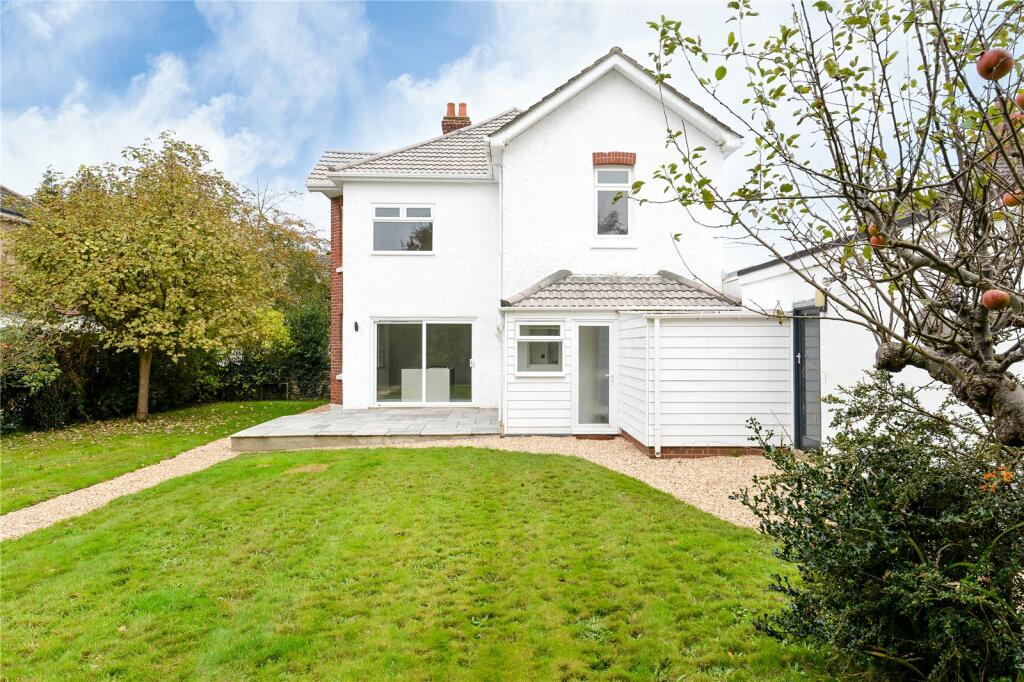 Additional image 16 of York Avenue, New Milton, Hampshire, BH25