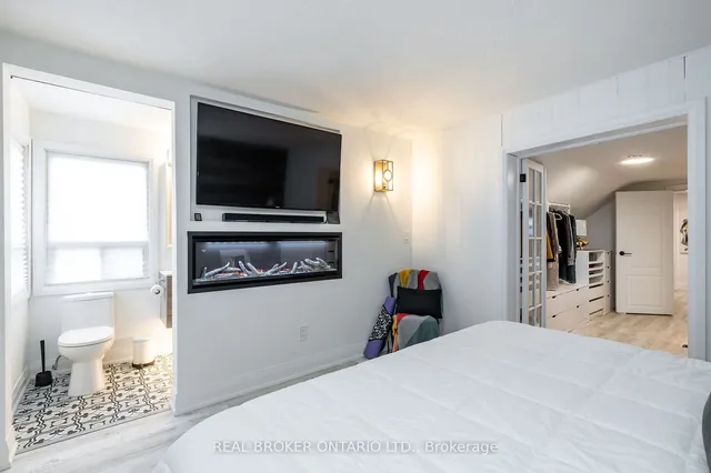 Additional image 23 of 905 & 907 Glencairn Ave