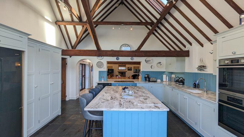 Additional image 12 of Woodyhyde Courtyard with Tennis Court and indoor Swimming Pool