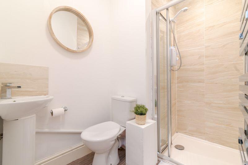 Additional image 5 of Park Road, Bolton, Lancashire. *** EN SUITE DOUBLE ROOM IN A  HOUSE SHARE***