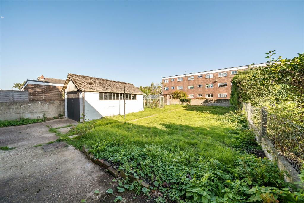 Additional image 14 of Ashley Road, New Milton, Hampshire, BH25