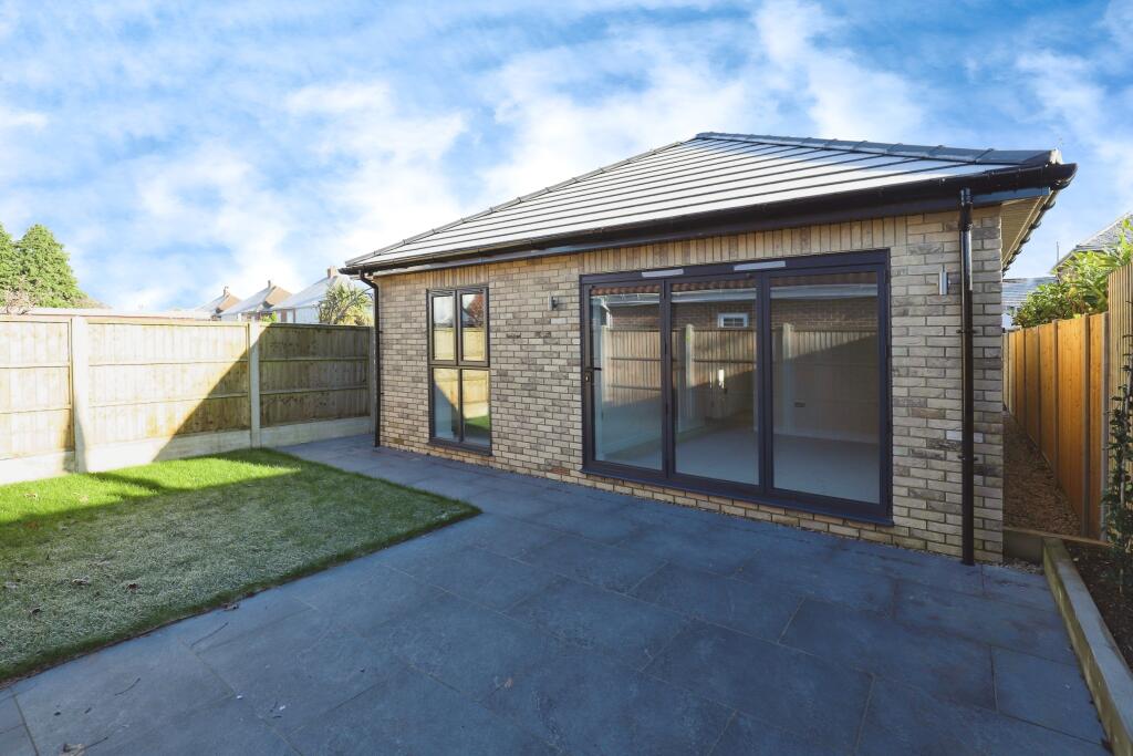 Primary image of Castleton Avenue, NORTHBOURNE, Bournemouth, Dorset, BH10