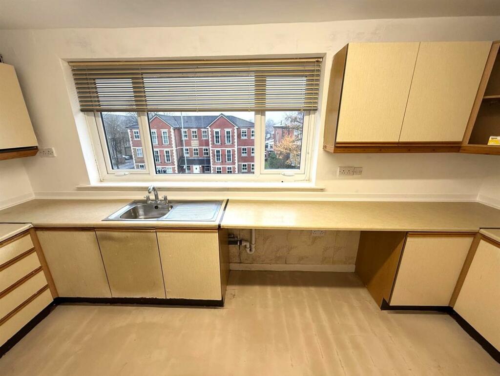 Additional image 4 of Mosley Avenue, Bury