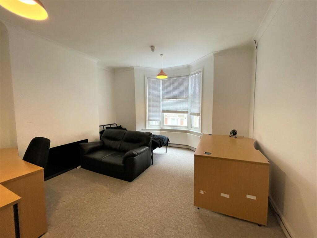 Additional image 7 of 100 Old Christchurch Road, Bournemouth, Dorset, BH1 1LR