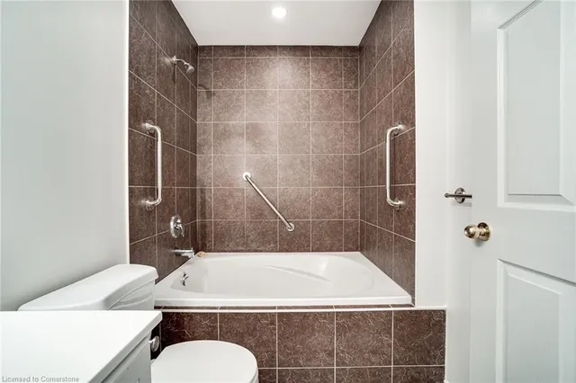 Additional image 9 of 1000 Creekside Dr Unit 605