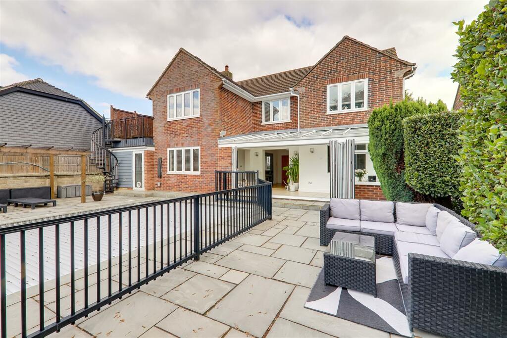 Additional image 24 of Hillside Avenue, Worthing