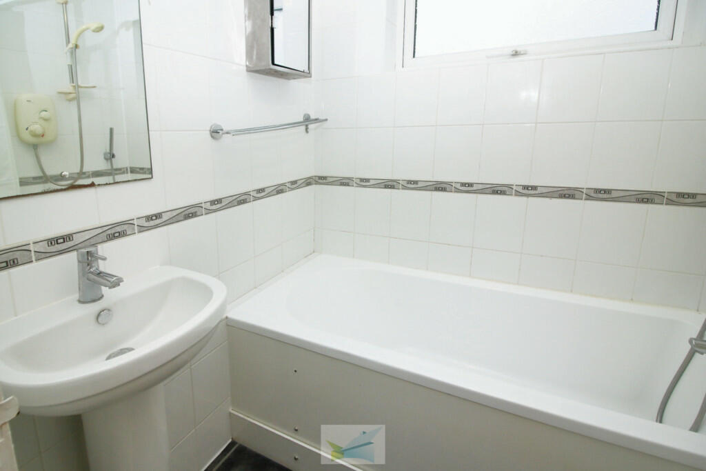 Additional image 7 of New Milton