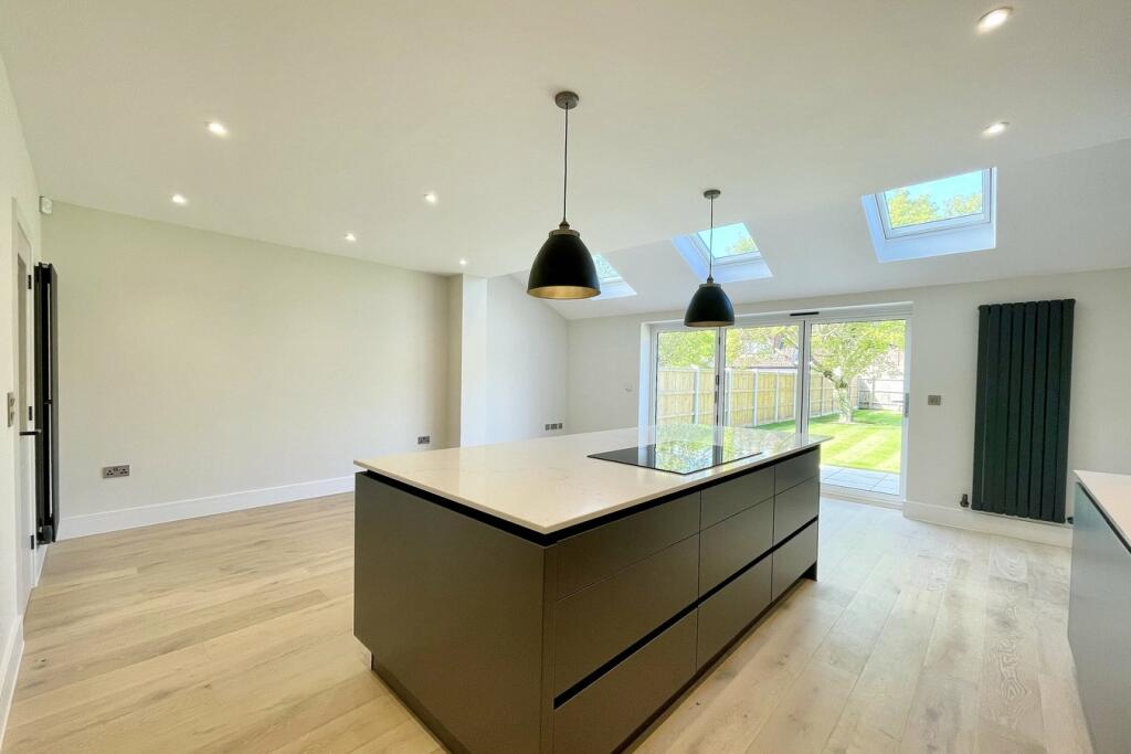 Additional image 7 of Maple House, Broadway Lane, Throop, Bournemouth, BH8