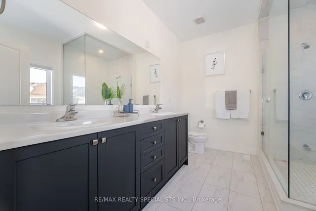 Additional image 20 of 18 Eastman Dr