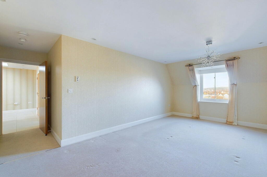 Additional image 12 of Marine Parade, Worthing, BN11 3FE