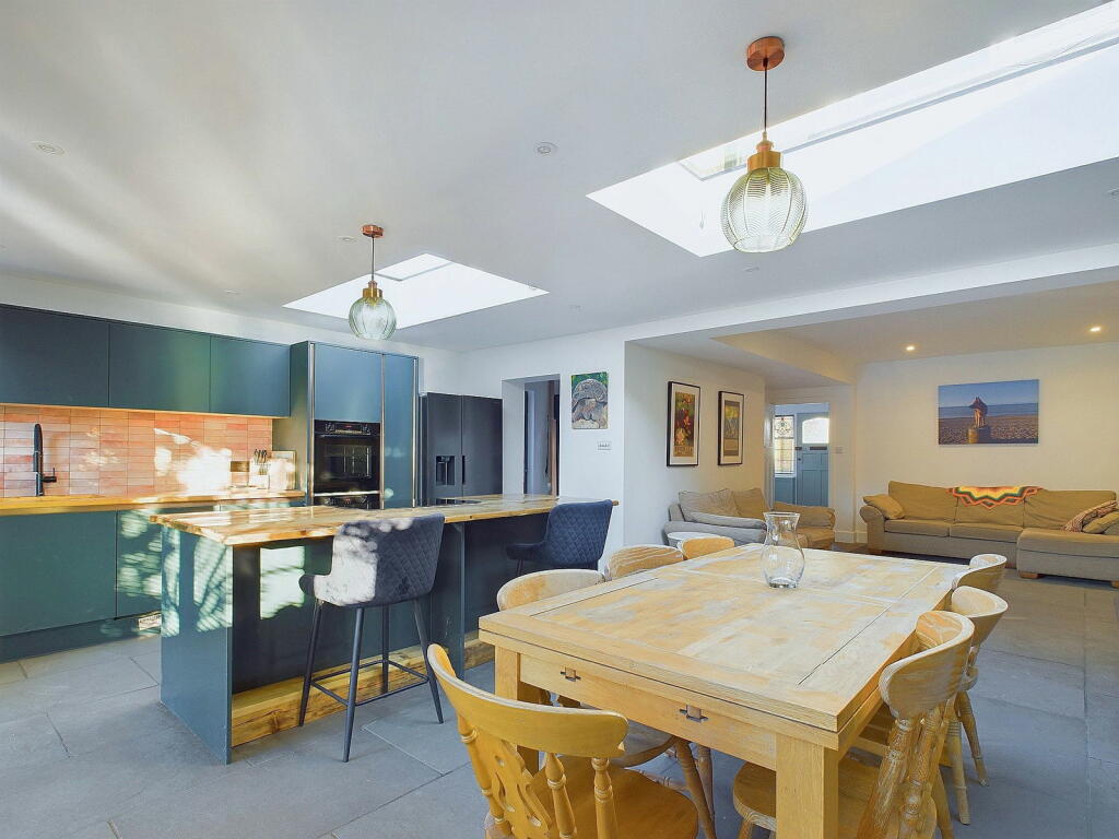 Additional image 13 of Loxwood Avenue, Worthing, BN14 7RF