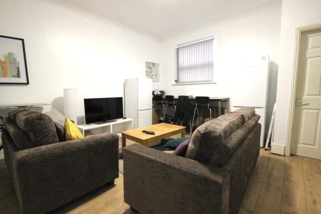 Additional image 9 of Room 5, Rochdale Old Road, Bury, Greater Manchester, BL9 7RZ