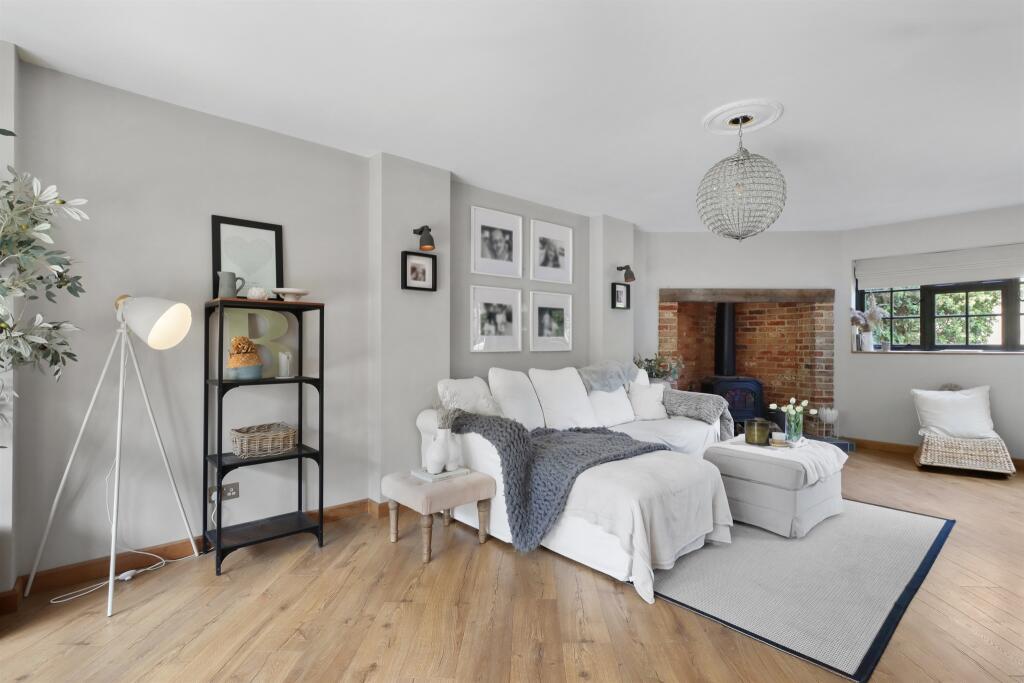 Additional image 10 of London Road, Hailsham