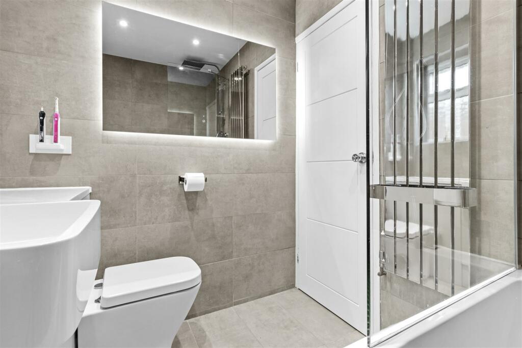 Additional image 26 of Glen Close, Polegate