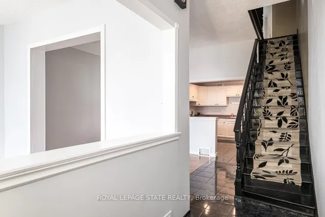 Additional image 2 of 136 Dundurn St